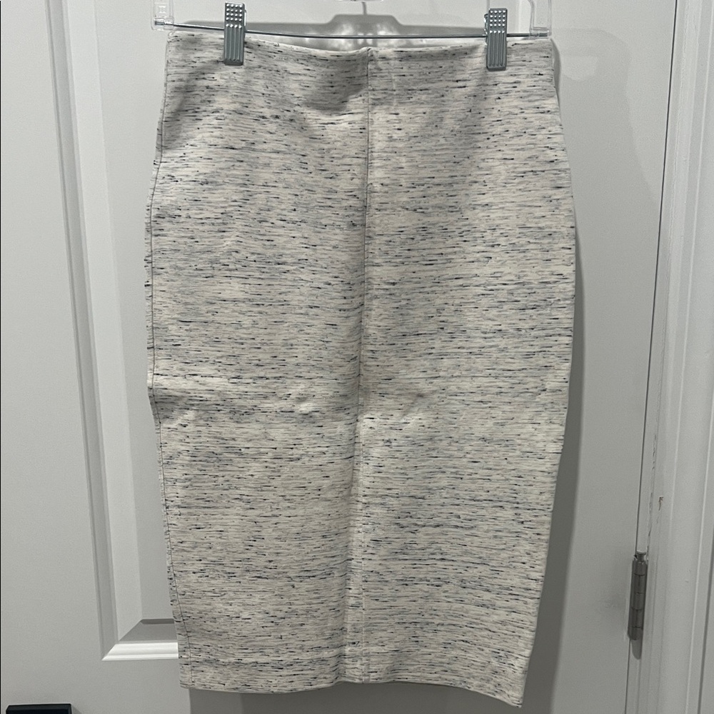 Aritizia‎ Wilfred Cream Speckled Pencil Skirt Size Large